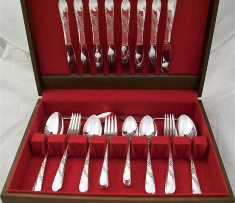 tudor plate oneida community bridal wreath set 36 pieces collection|BRIDAL WREATH Oneida Community Tudor Plate Silverplate .